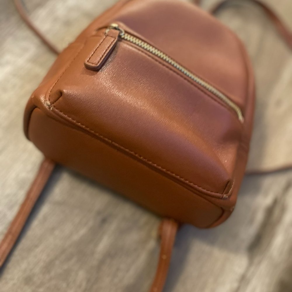 Forever 21 tan brown backpack - Picture 2 of 4